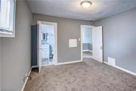 3211 W 116th Street Cleveland OH 44111