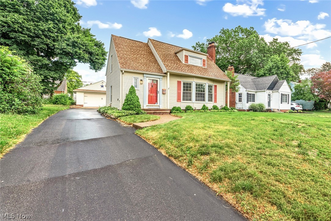 2015 32nd Street NW Canton OH 44709