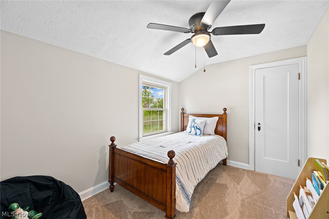 2015 32nd Street NW Canton OH 44709