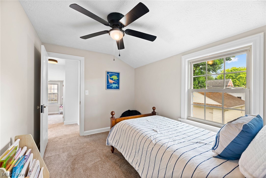 2015 32nd Street NW Canton OH 44709