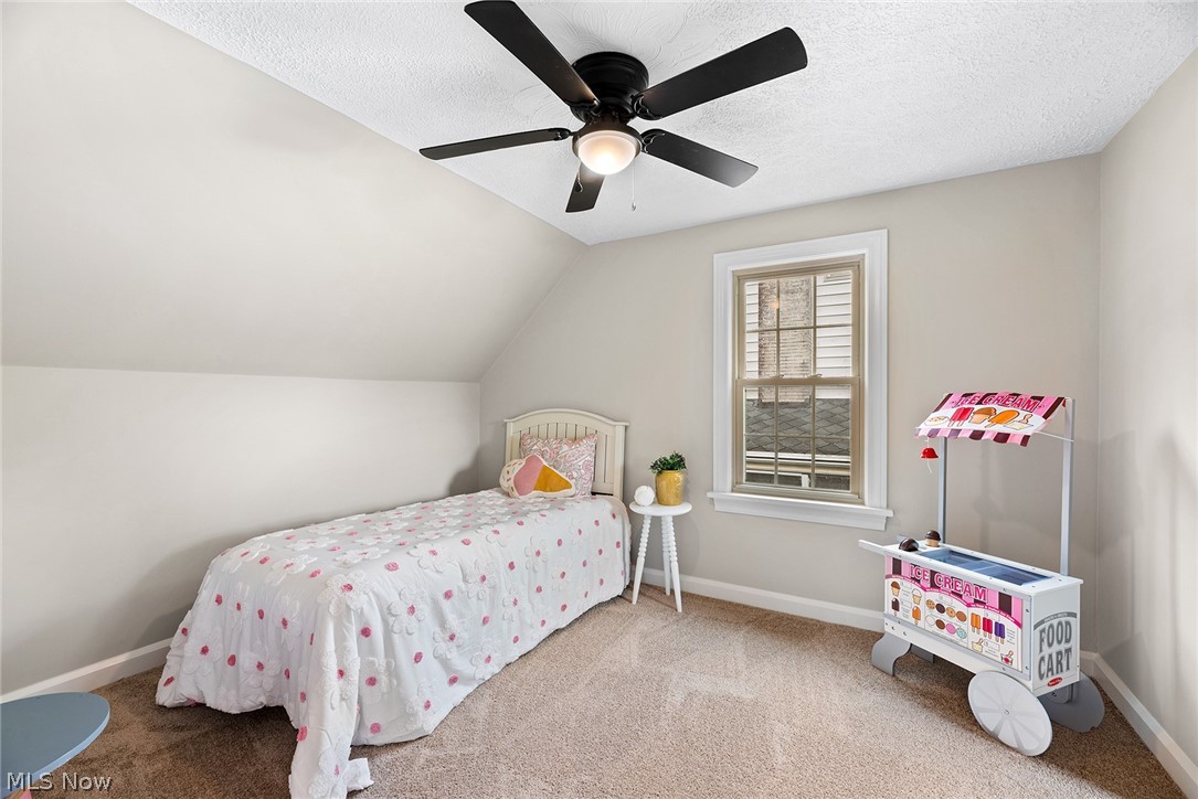 2015 32nd Street NW Canton OH 44709