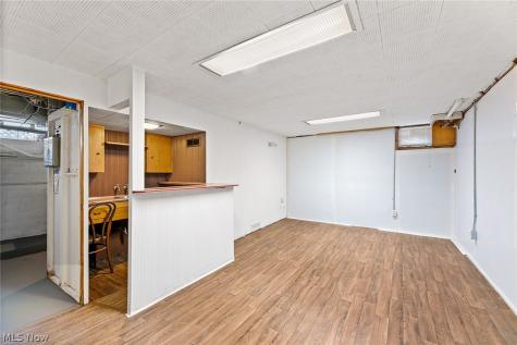2015 32nd Street NW Canton OH 44709