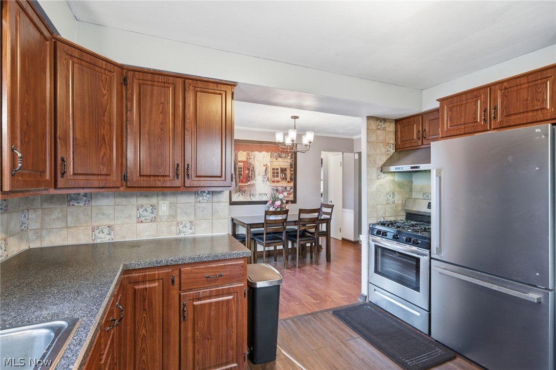 16420 Parklawn Avenue Middleburg Heights OH 44130