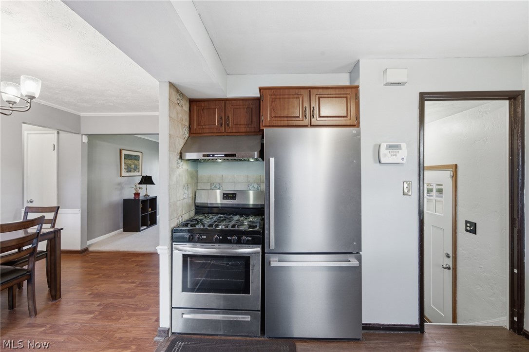 16420 Parklawn Avenue Middleburg Heights OH 44130