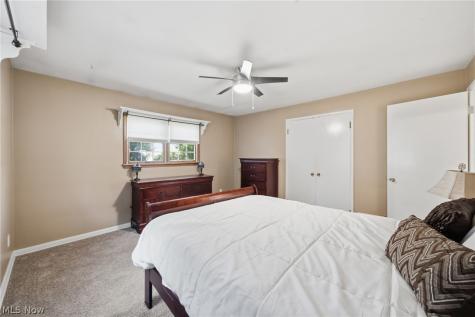16420 Parklawn Avenue Middleburg Heights OH 44130