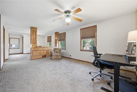 16420 Parklawn Avenue Middleburg Heights OH 44130