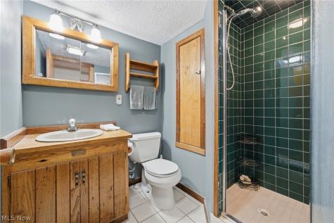 16420 Parklawn Avenue Middleburg Heights OH 44130