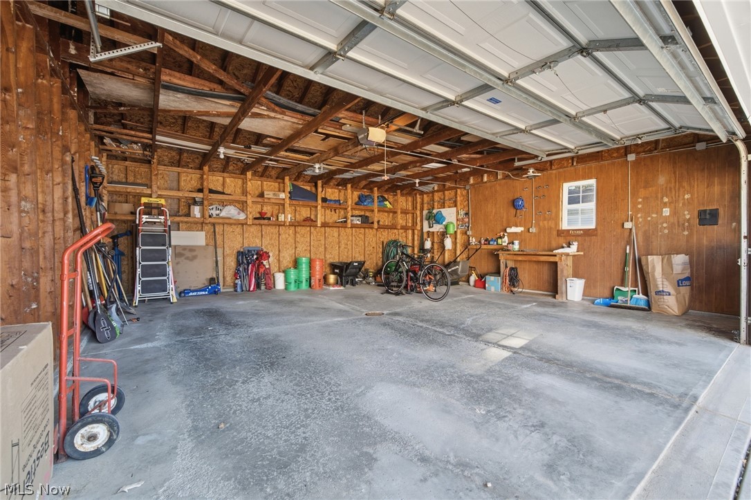 16420 Parklawn Avenue Middleburg Heights OH 44130