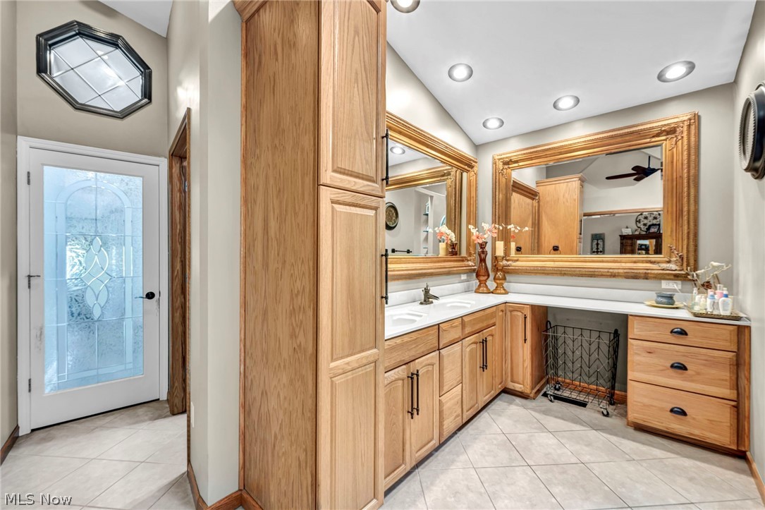 1361 Main Street Lakemore OH 44250