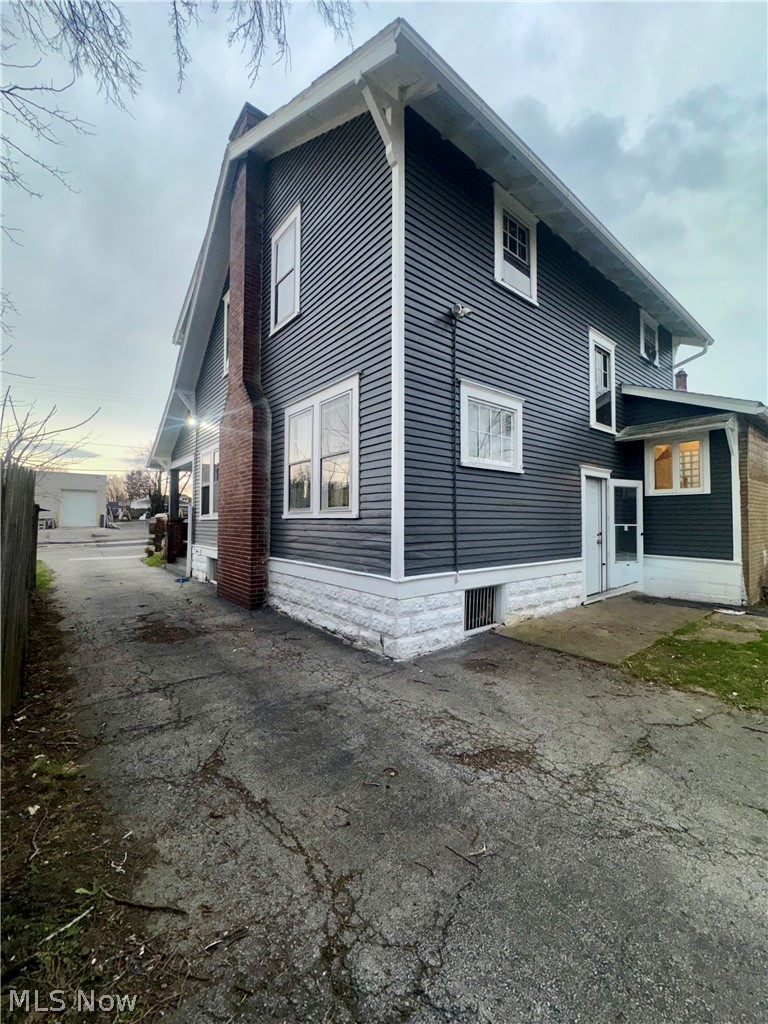 94 Labelle Avenue Youngstown OH 44507