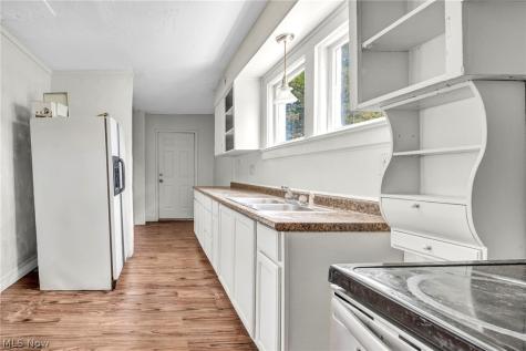 1267 Andrus Street Akron OH 44301