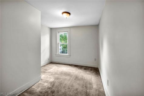 1267 Andrus Street Akron OH 44301