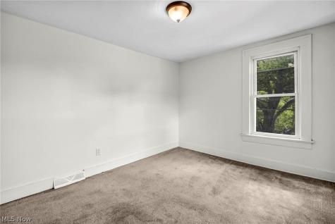 1267 Andrus Street Akron OH 44301