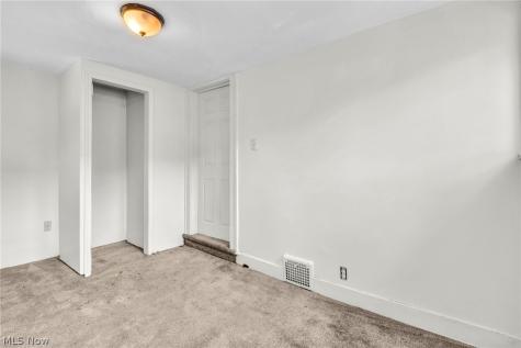 1267 Andrus Street Akron OH 44301