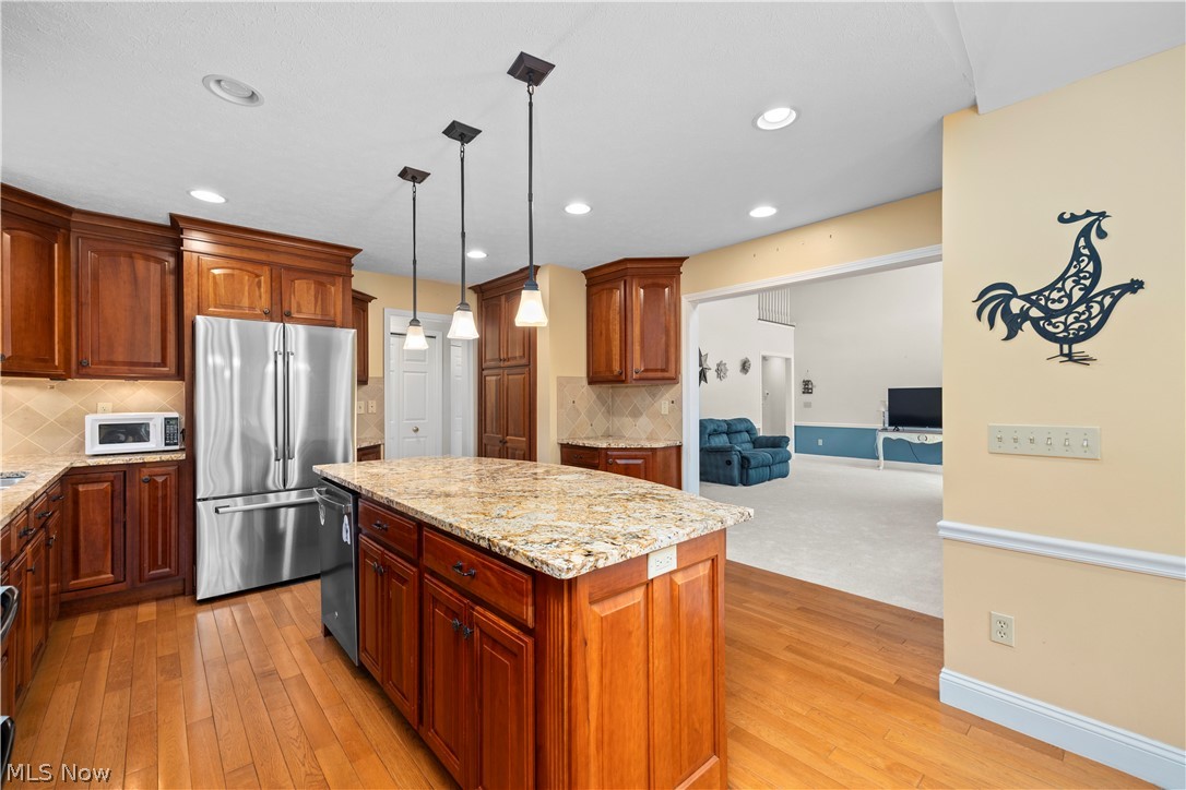 39363 Stonefield Place Avon OH 44011