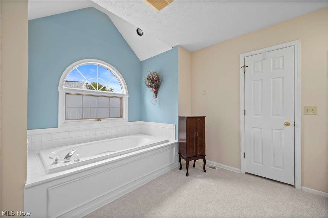39363 Stonefield Place Avon OH 44011