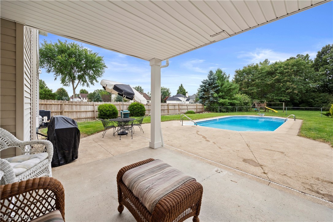 39363 Stonefield Place Avon OH 44011