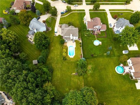 39363 Stonefield Place Avon OH 44011
