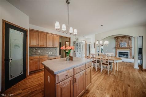 5573 Nettlecreek Avenue NW Massillon OH 44646