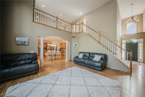 5573 Nettlecreek Avenue NW Massillon OH 44646