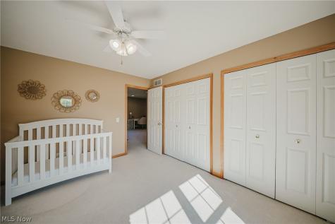 5573 Nettlecreek Avenue NW Massillon OH 44646
