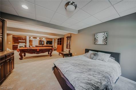 5573 Nettlecreek Avenue NW Massillon OH 44646