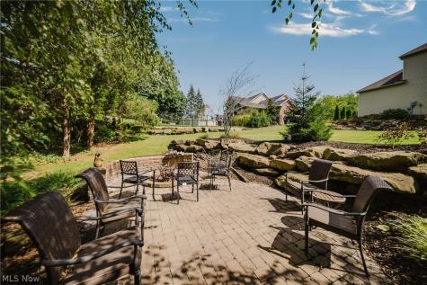 5573 Nettlecreek Avenue NW Massillon OH 44646
