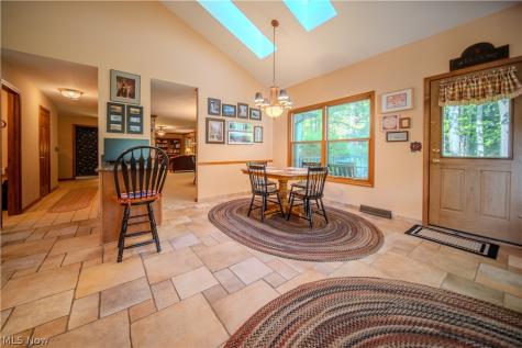 4502 Glen Eagle Drive Brecksville OH 44141