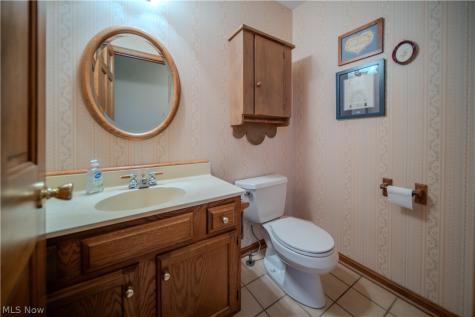 4502 Glen Eagle Drive Brecksville OH 44141