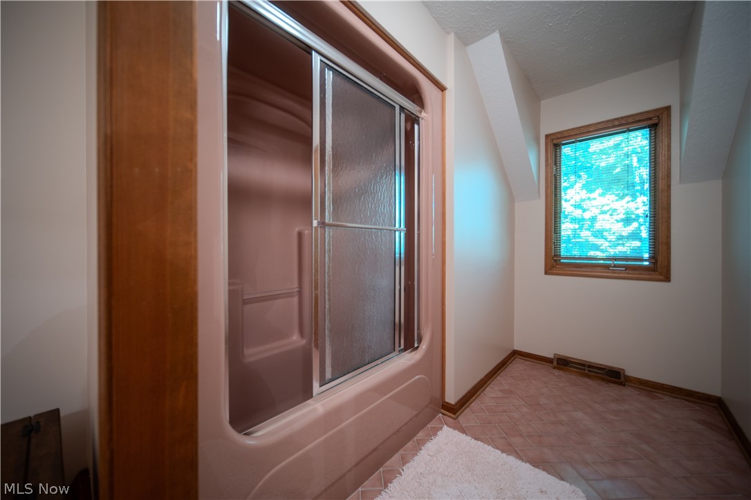 4502 Glen Eagle Drive Brecksville OH 44141