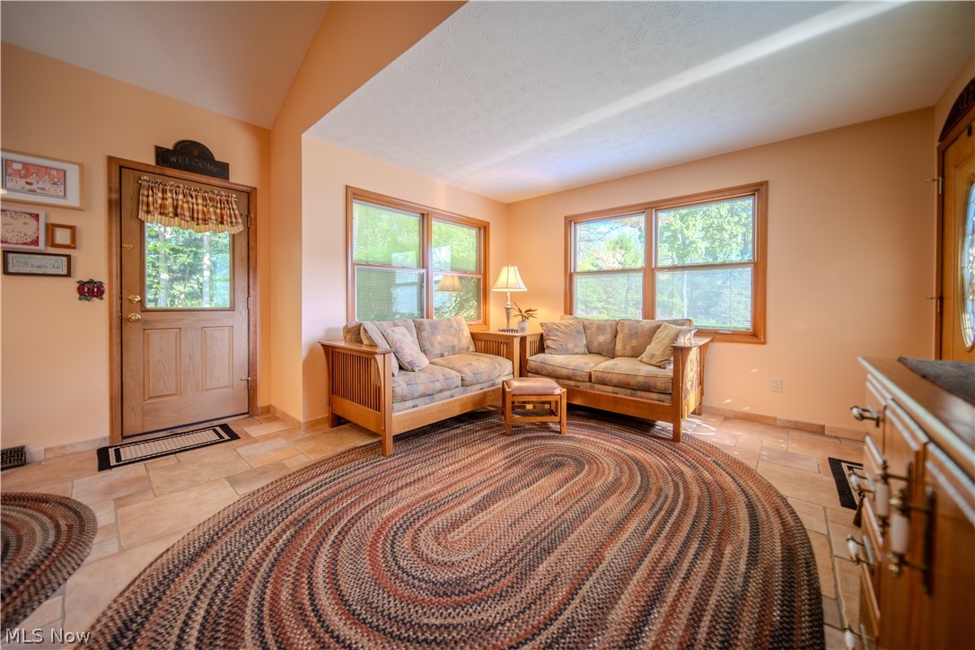 4502 Glen Eagle Drive Brecksville OH 44141