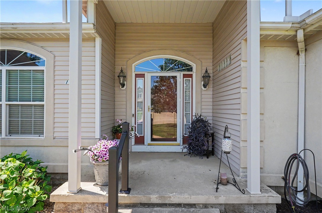 11547 Grand Valley Drive NW Uniontown OH 44685