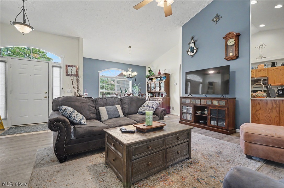 11547 Grand Valley Drive NW Uniontown OH 44685