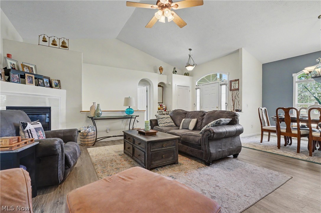 11547 Grand Valley Drive NW Uniontown OH 44685