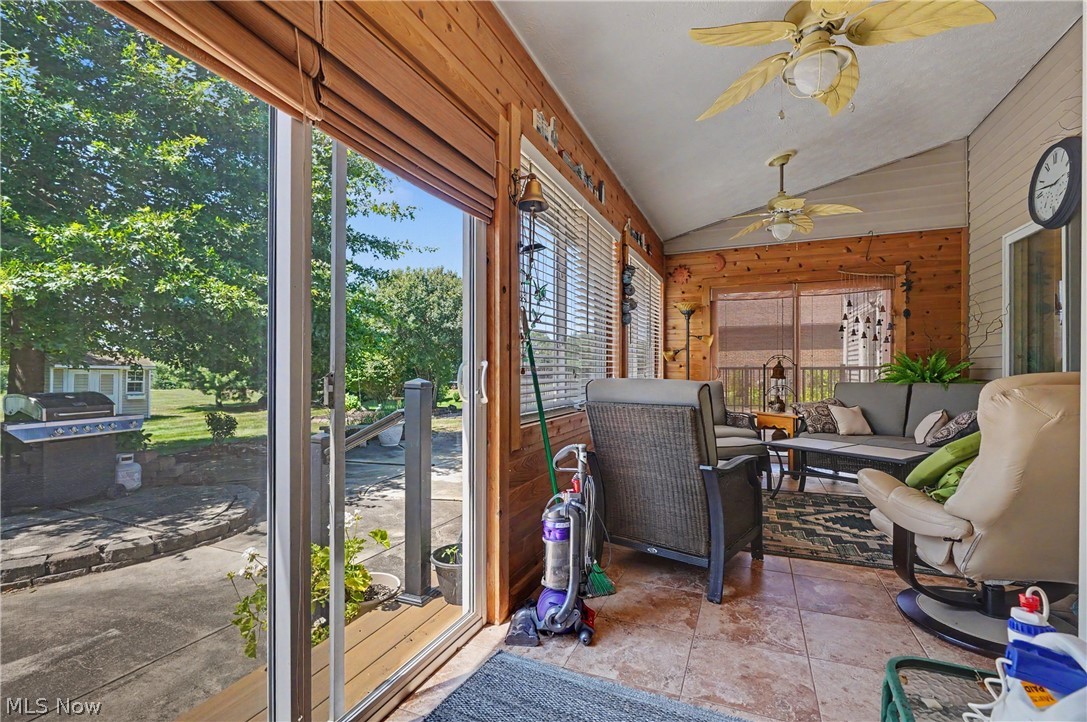 11547 Grand Valley Drive NW Uniontown OH 44685