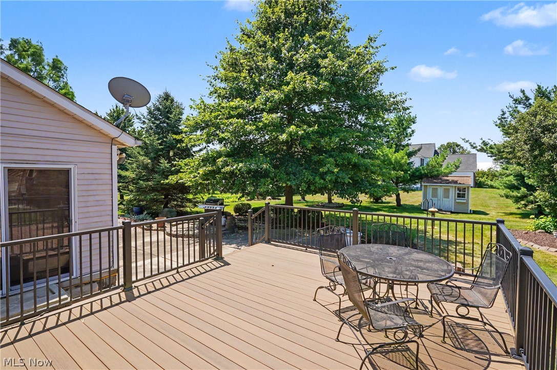 11547 Grand Valley Drive NW Uniontown OH 44685
