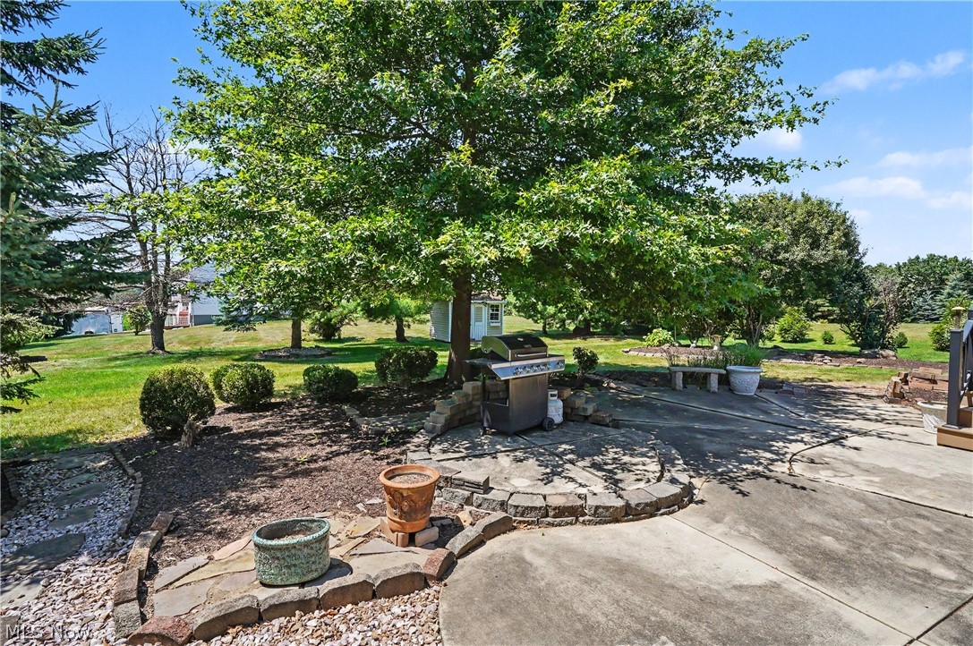 11547 Grand Valley Drive NW Uniontown OH 44685