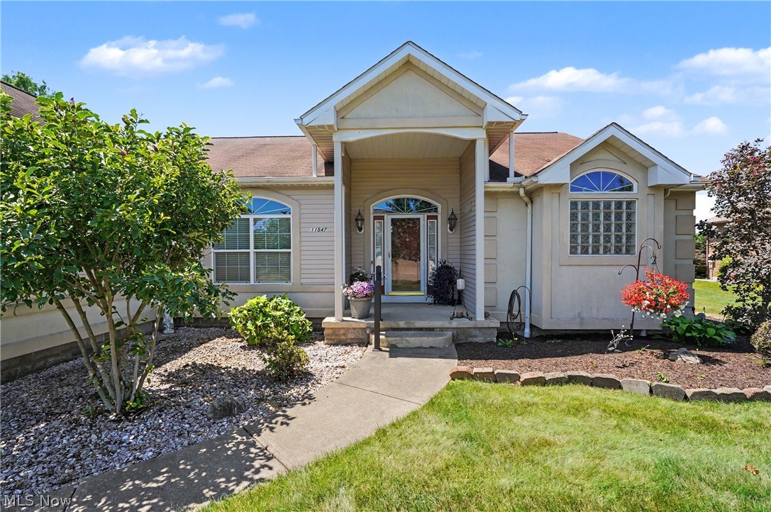 11547 Grand Valley Drive NW Uniontown OH 44685