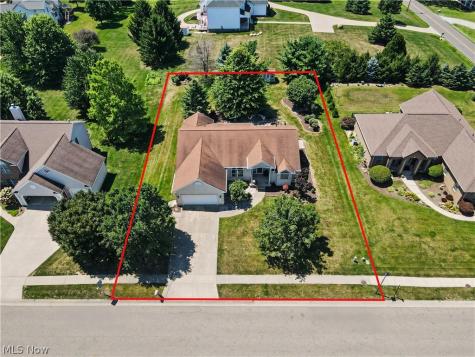 11547 Grand Valley Drive NW Uniontown OH 44685