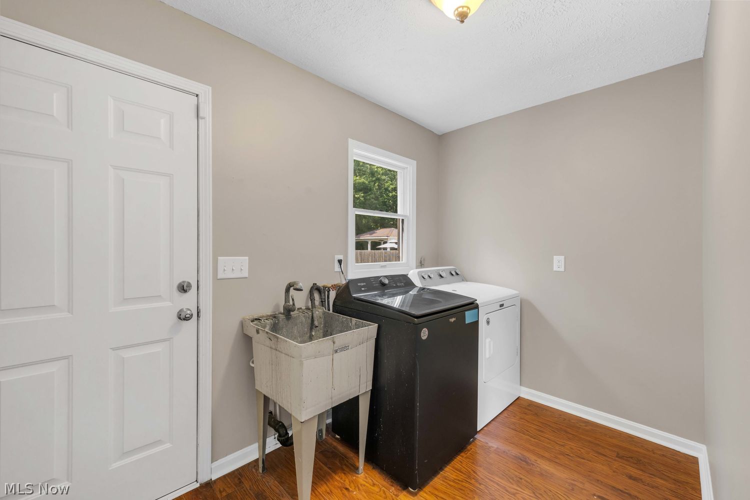 5284 Case Road North Ridgeville OH 44039