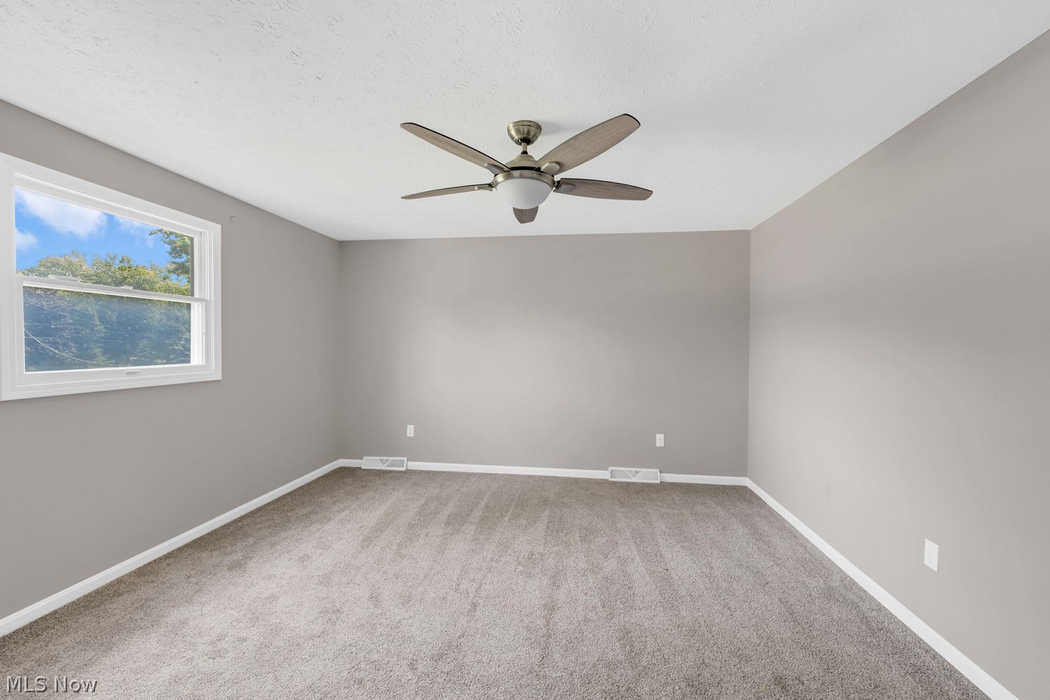 5284 Case Road North Ridgeville OH 44039