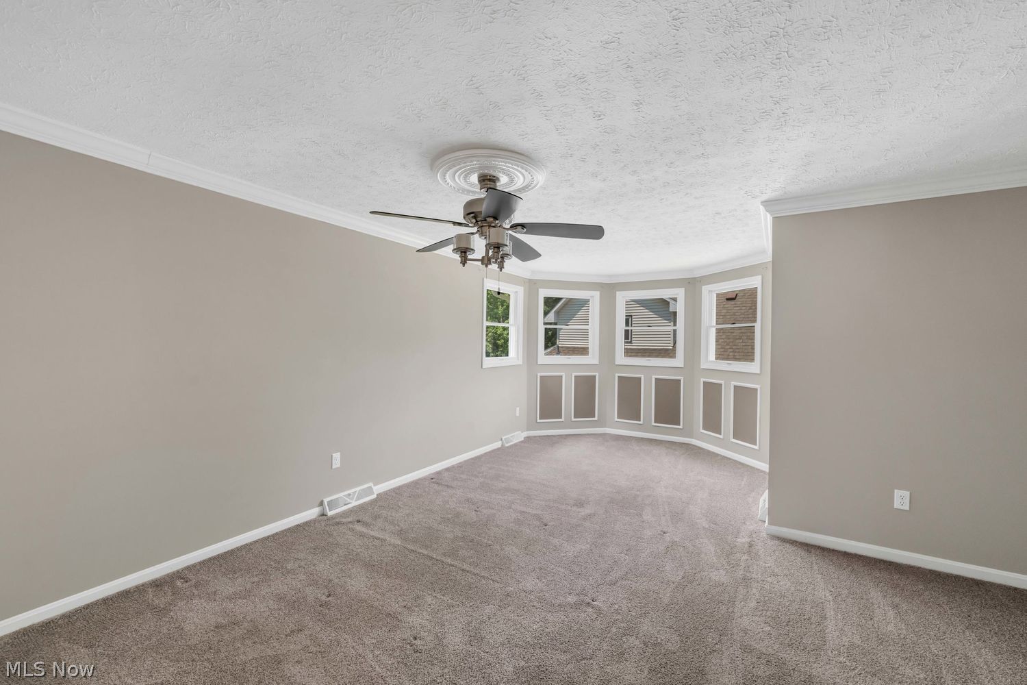 5284 Case Road North Ridgeville OH 44039