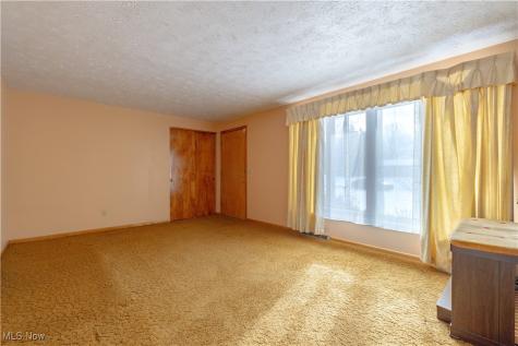 5611 Cherokee Avenue NW North Canton OH 44720