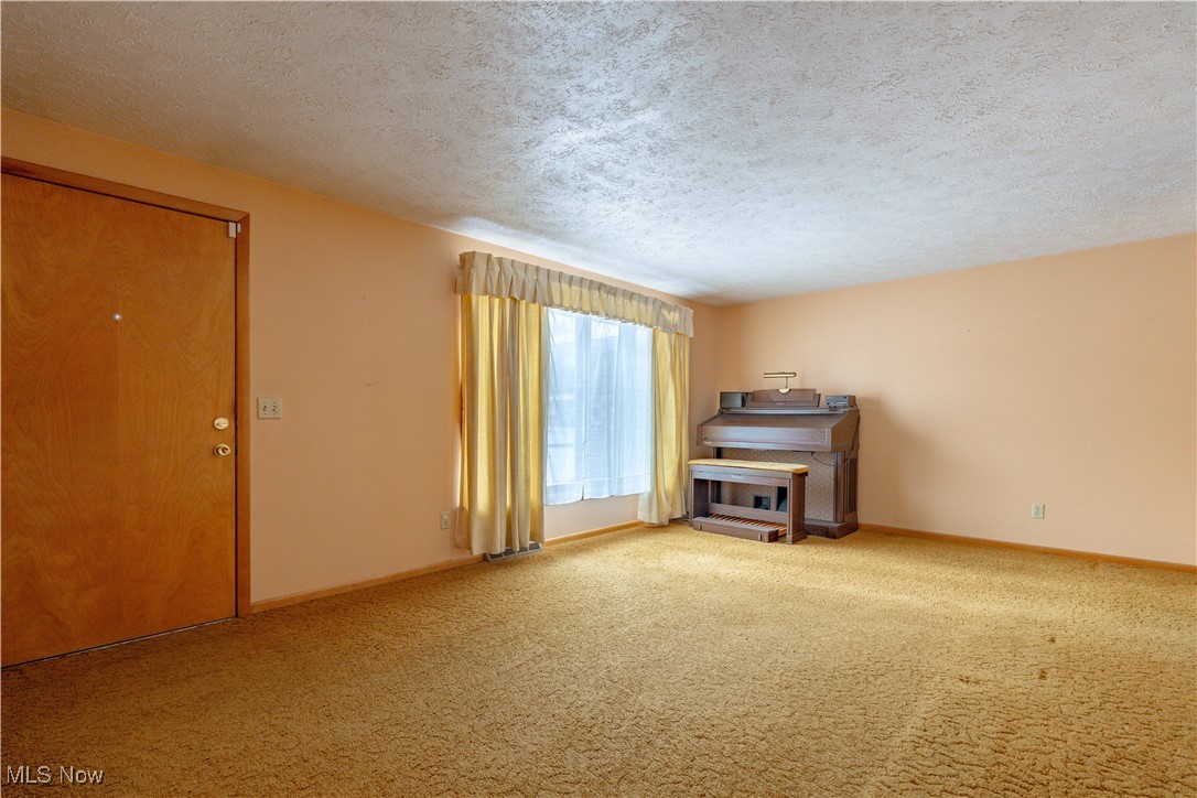 5611 Cherokee Avenue NW North Canton OH 44720