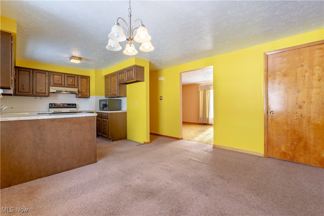5611 Cherokee Avenue NW North Canton OH 44720
