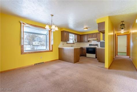 5611 Cherokee Avenue NW North Canton OH 44720