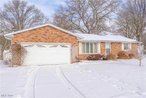 5611 Cherokee Avenue NW North Canton OH 44720