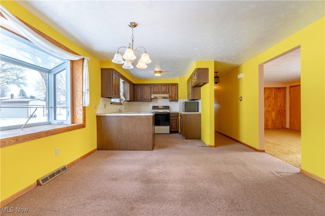 5611 Cherokee Avenue NW North Canton OH 44720