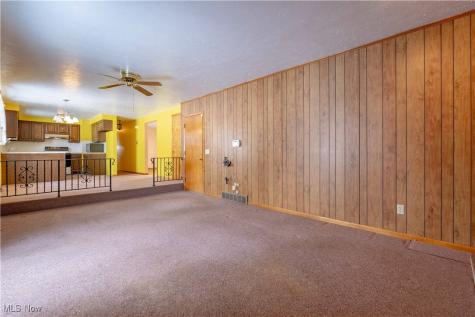 5611 Cherokee Avenue NW North Canton OH 44720