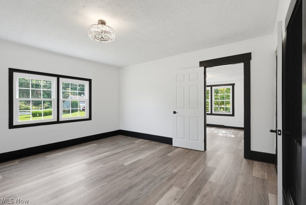 3477 Kinsley Drive NE Hartville OH 44632